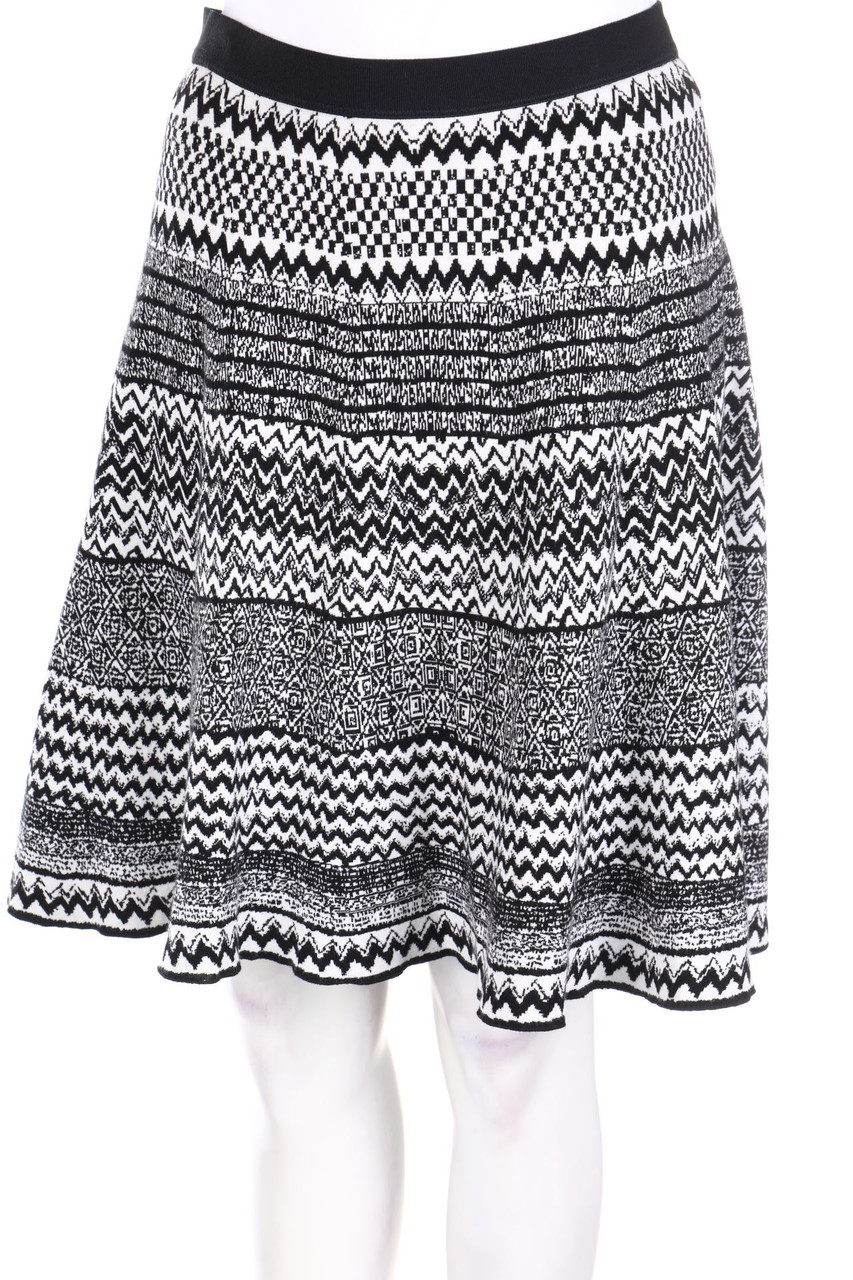 MARC CAIN - Knitted Skirt with Pattern - D 34