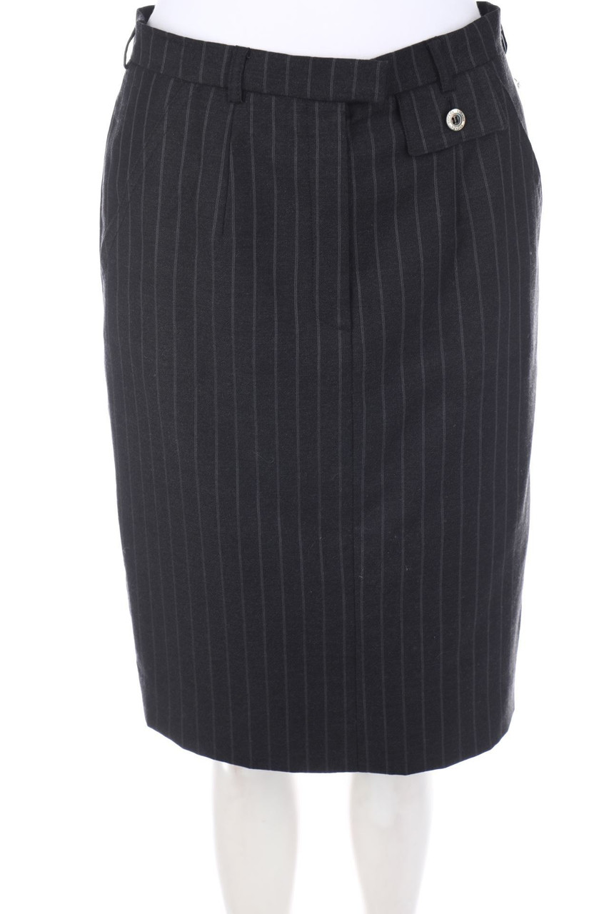 ESCADA - Skirt, Virgin Wool with Pinstripes - D 36