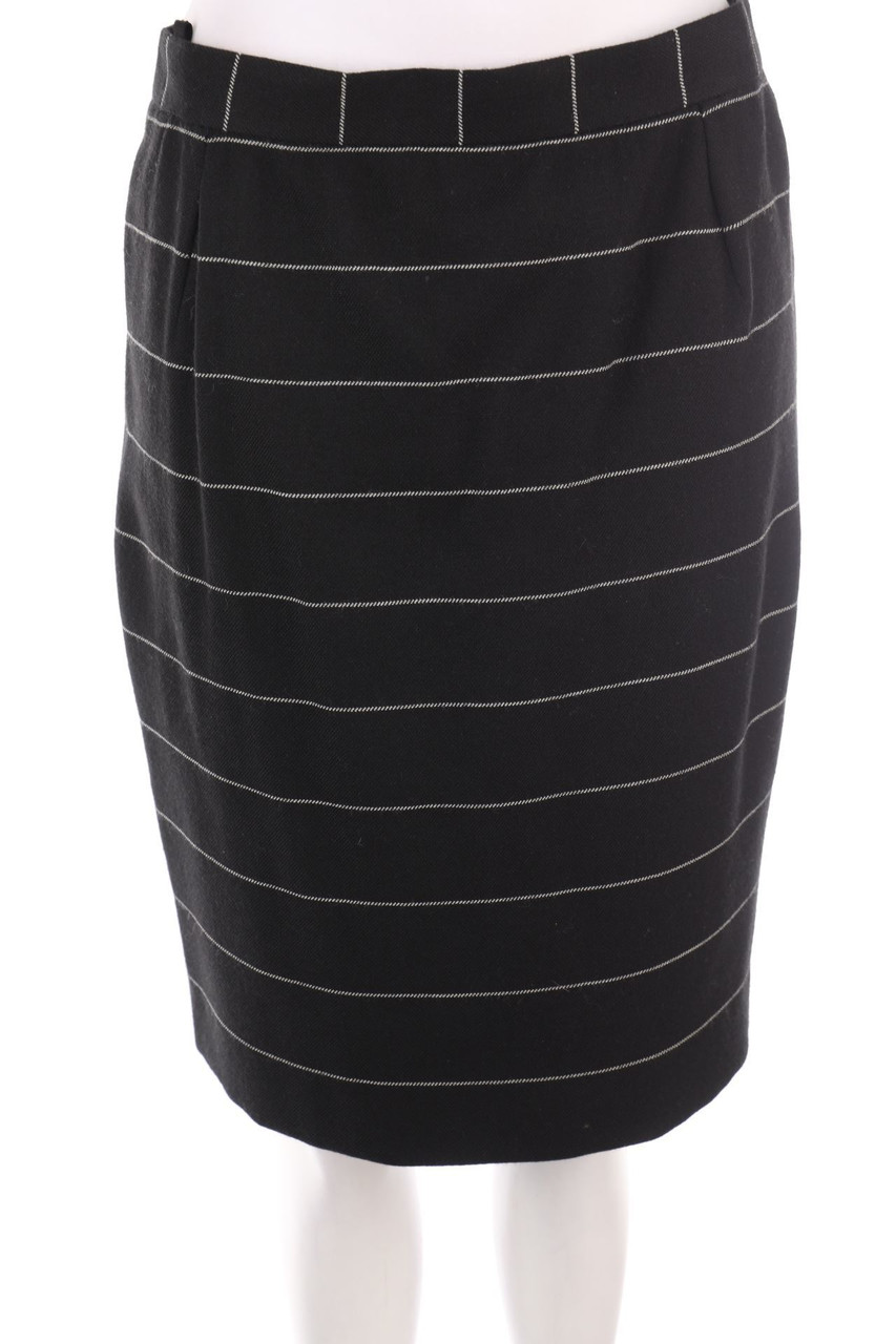 AKRIS club - Skirt with Stripes - D 42