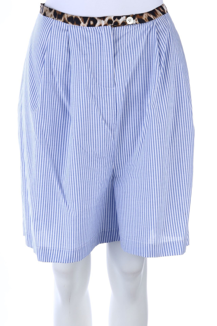 LA PRESTIC OUISTON - Stripe Shorts with Leo Print - D 40