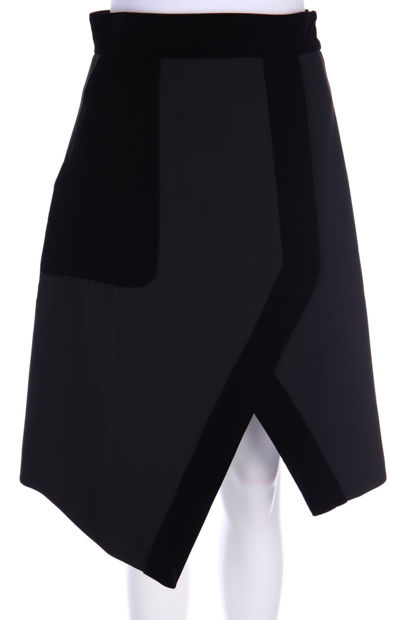 LUCKY CHOUETTE - Skirt with Asymmetrical Cut - D 38